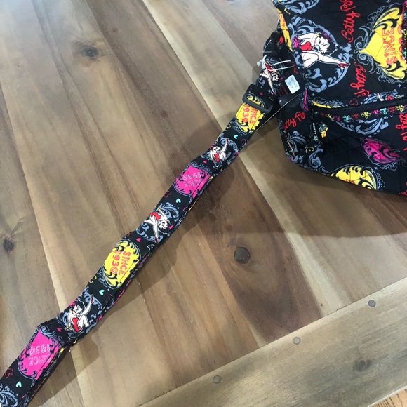 Authentic Betty Boop Overnight Duffel/Duffle Bag - Picture 11 of 14